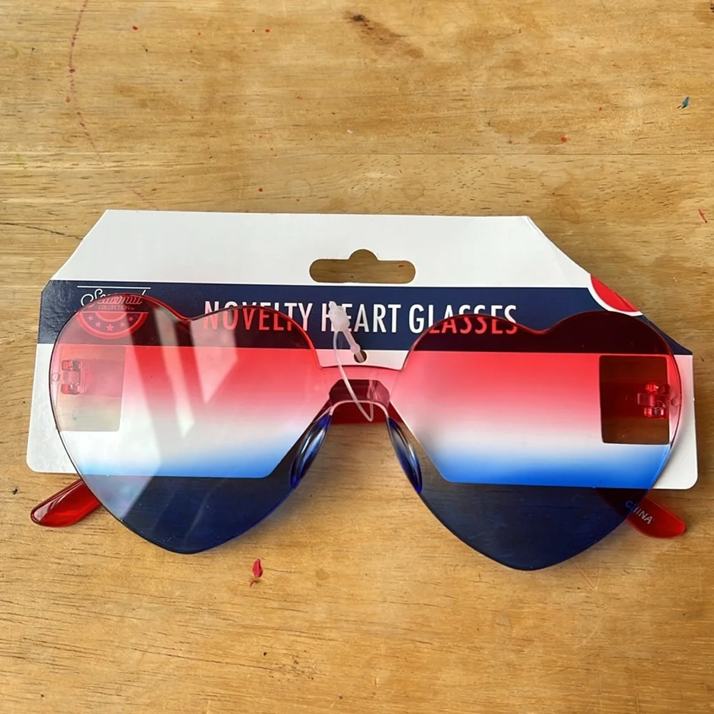 Novelty Heart Glasses - Red and Blue